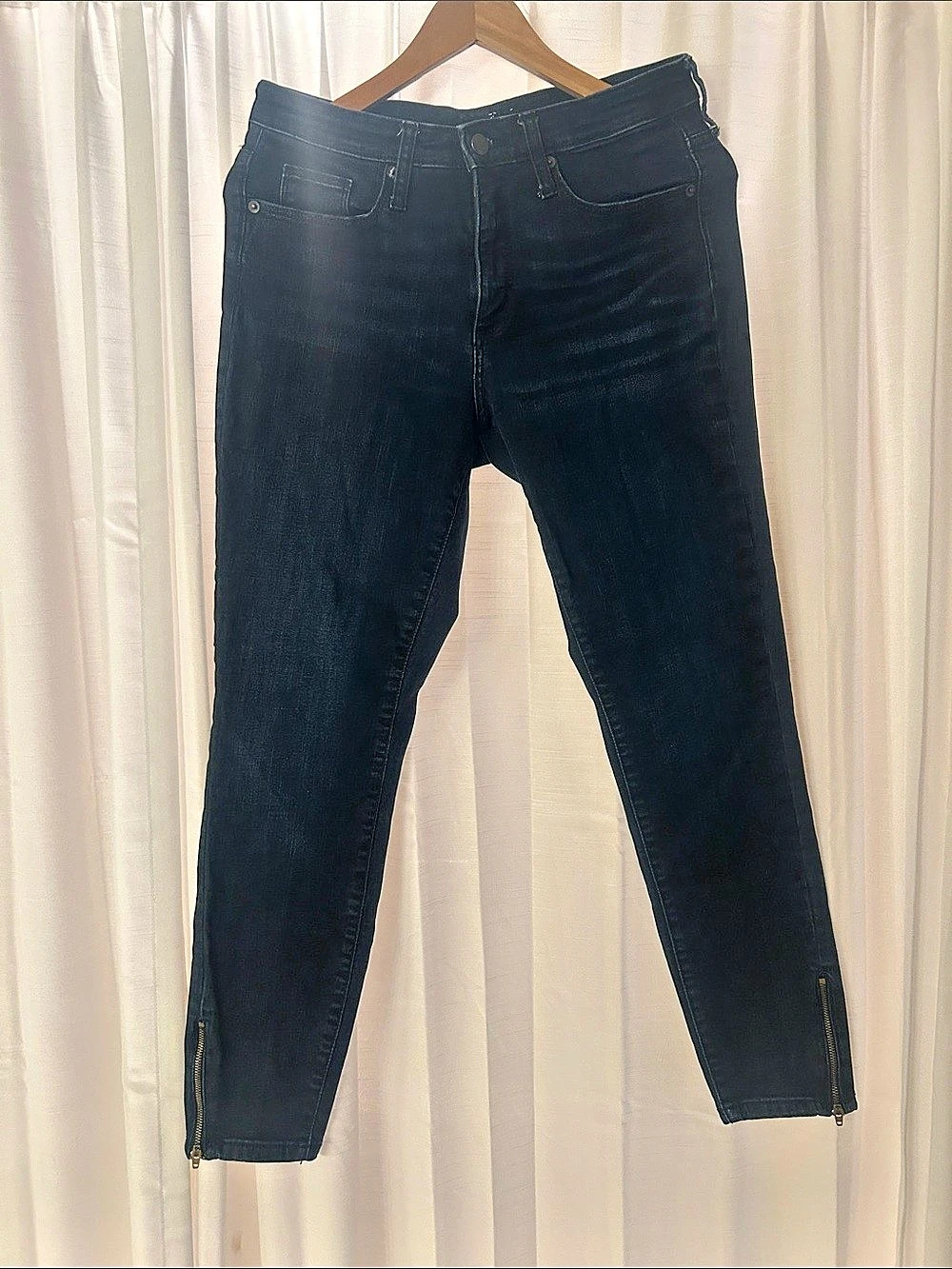 Dark blue Skinny Jeans with Ankle Zippers Like New
